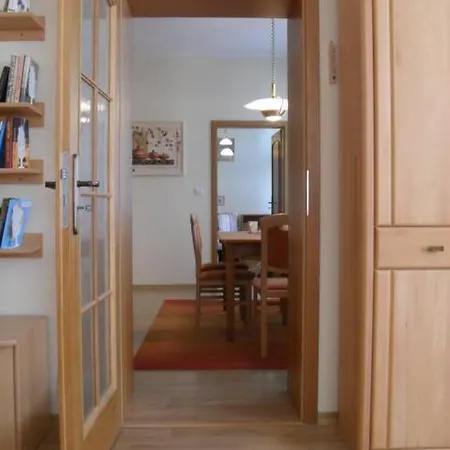Prostorny V Centru Marianskych Lazni Se Saunou Apartment Marianske Lazne